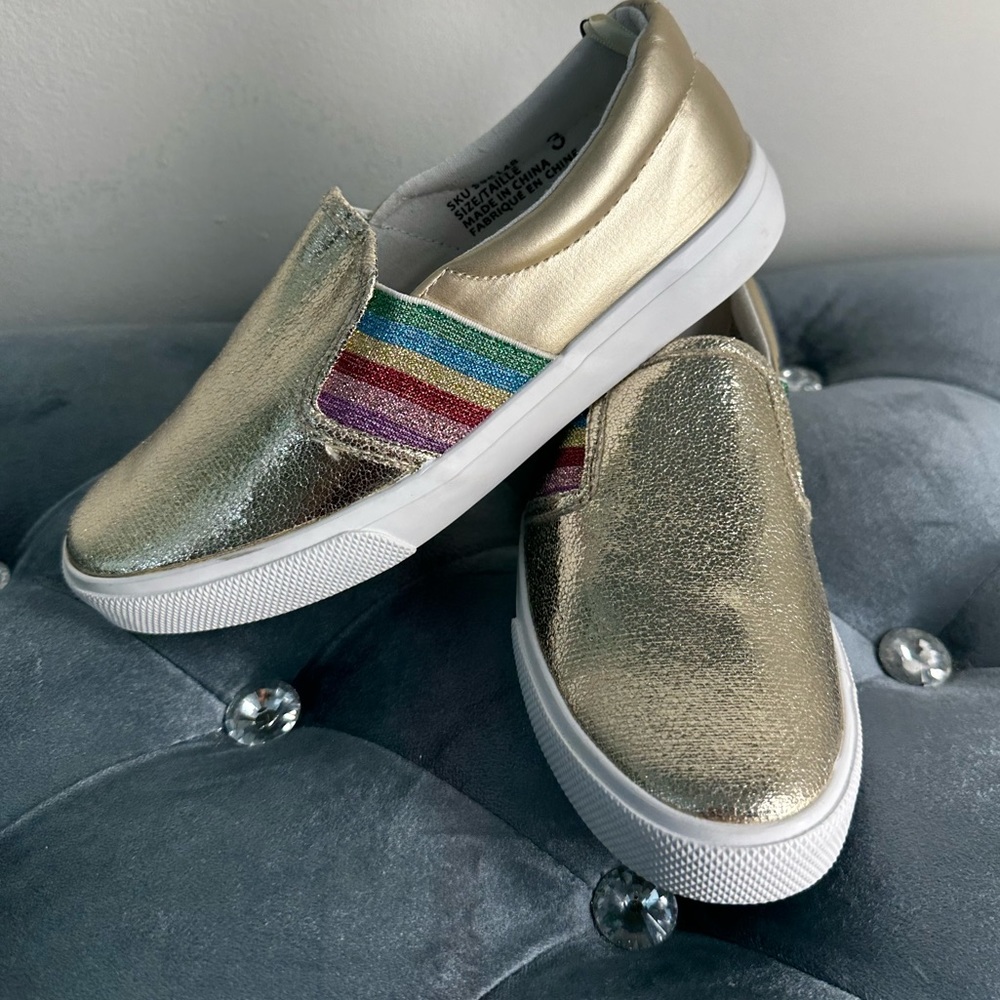 Chaussures pour filles enfants colleurs or avec arc en iel sur les côtés